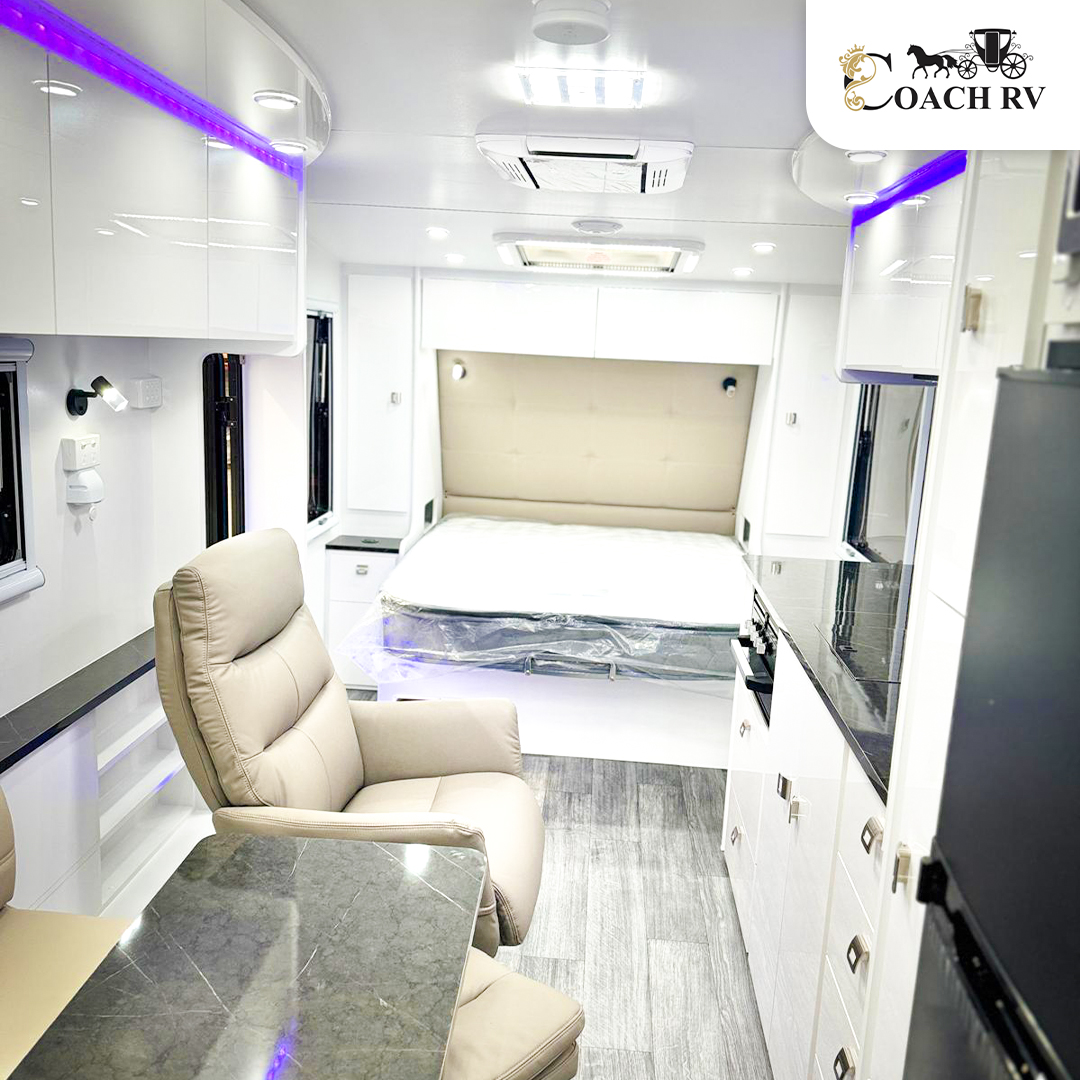 20FT Full Off Road Front Door Couple’s Van - Coach RV